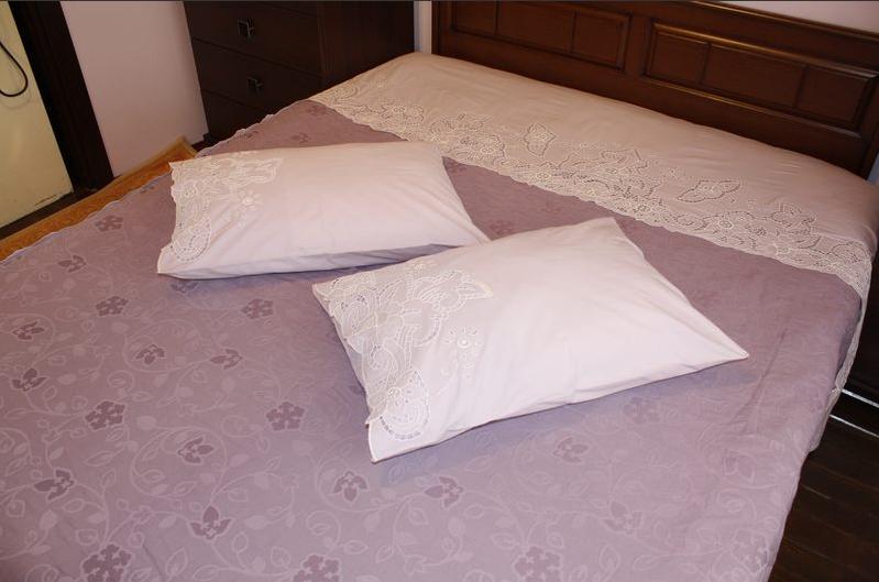 delik işi pike takımı